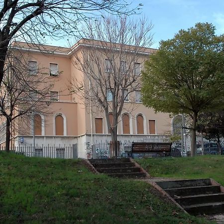 Hotel Casa Religiosa Per Ferie Ancelle Del Santuario Řím Exteriér fotografie
