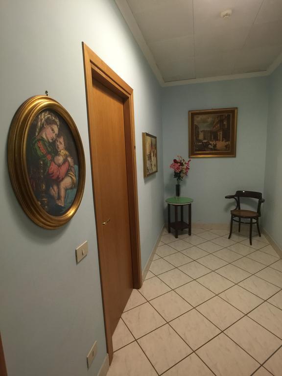 Hotel Casa Religiosa Per Ferie Ancelle Del Santuario Řím Exteriér fotografie