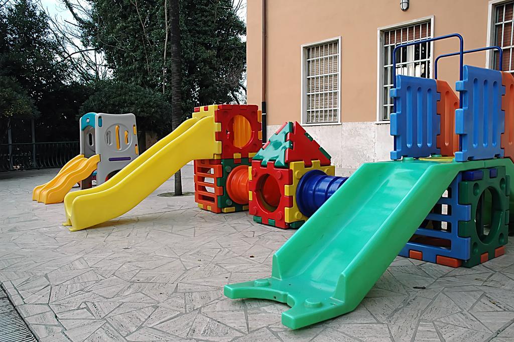 Hotel Casa Religiosa Per Ferie Ancelle Del Santuario Řím Exteriér fotografie